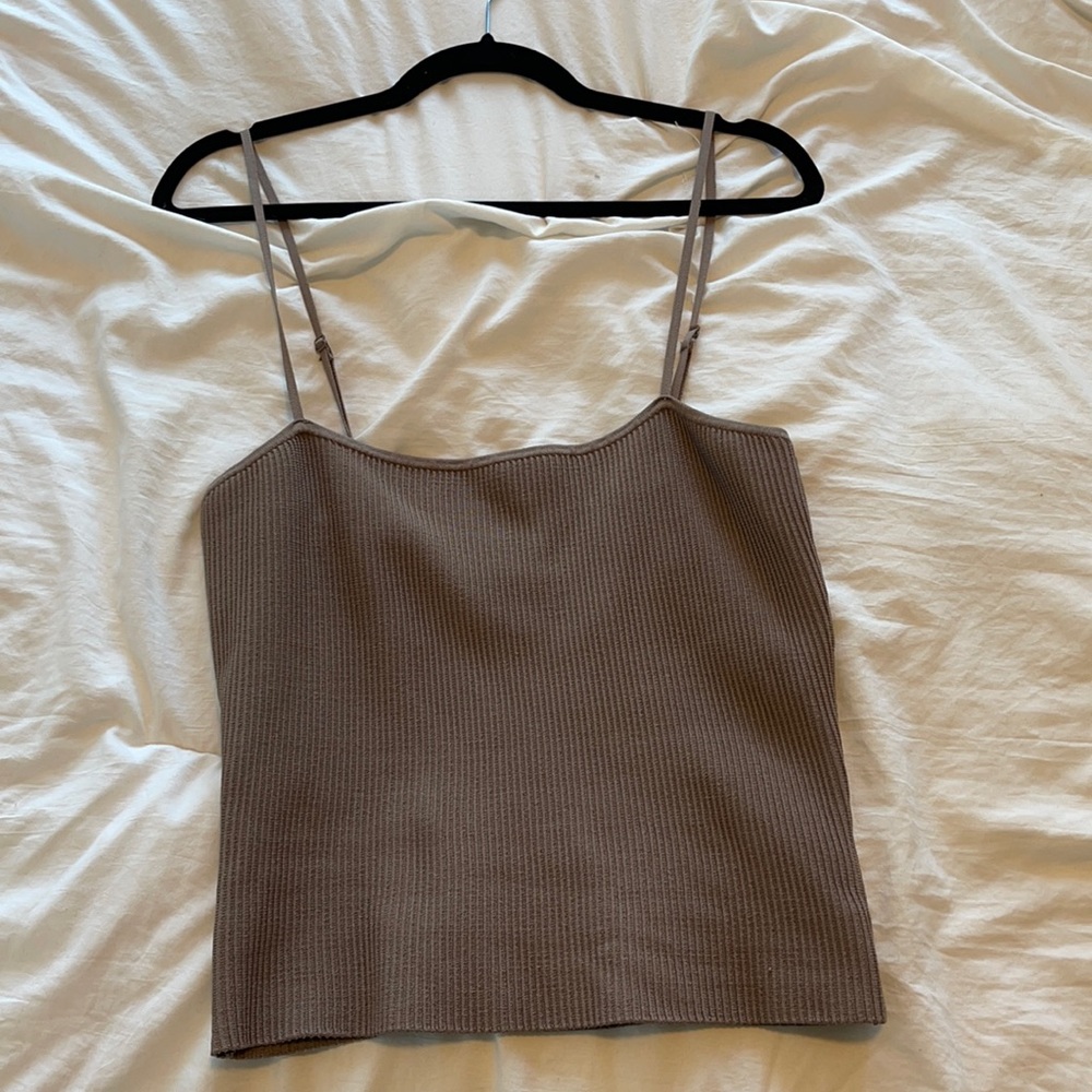 Aritzia contour tank
